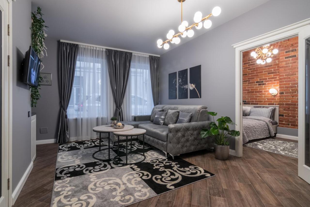 Dandelion Apartment In The Heart Of Kaunas Bagian luar foto