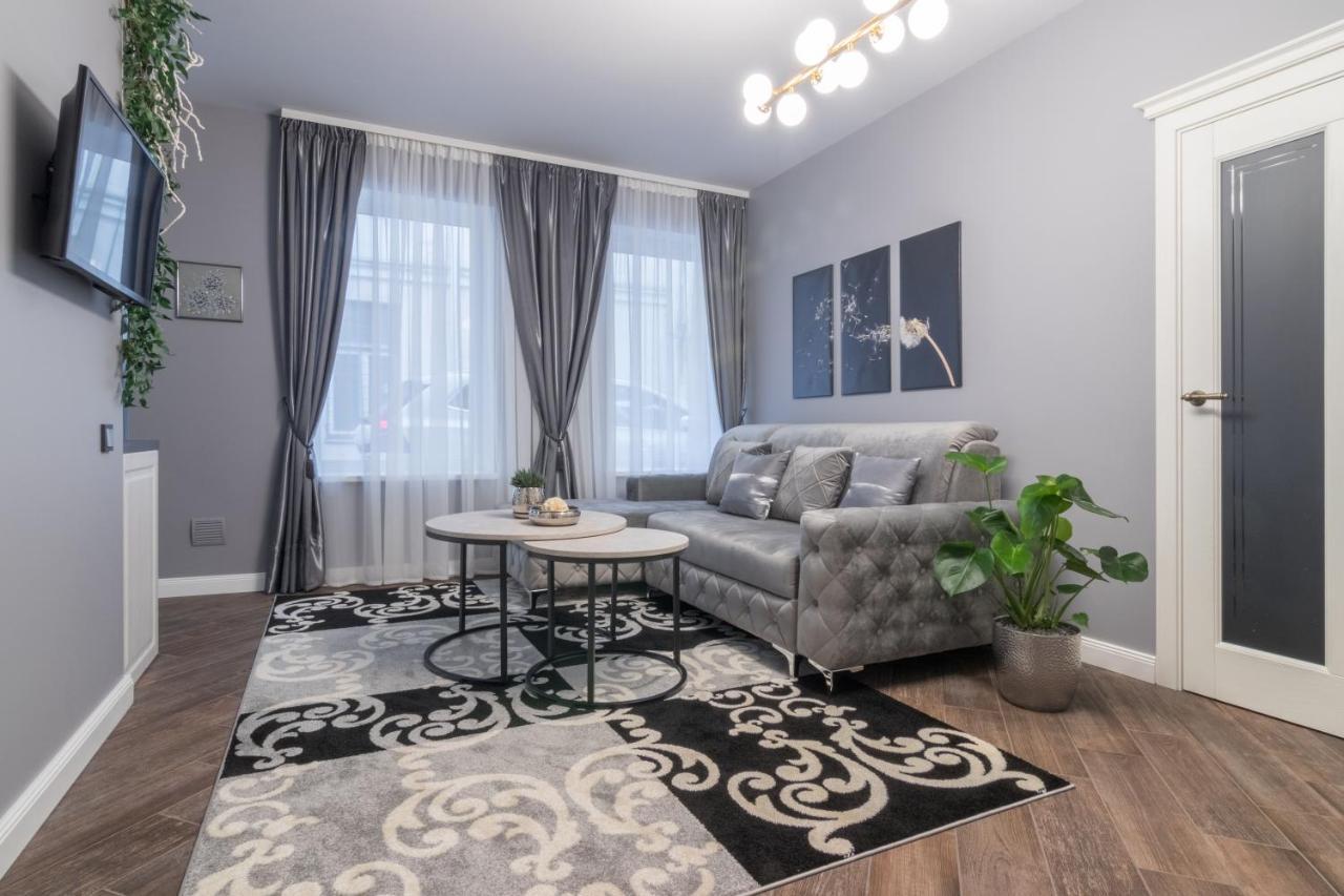 Dandelion Apartment In The Heart Of Kaunas Bagian luar foto