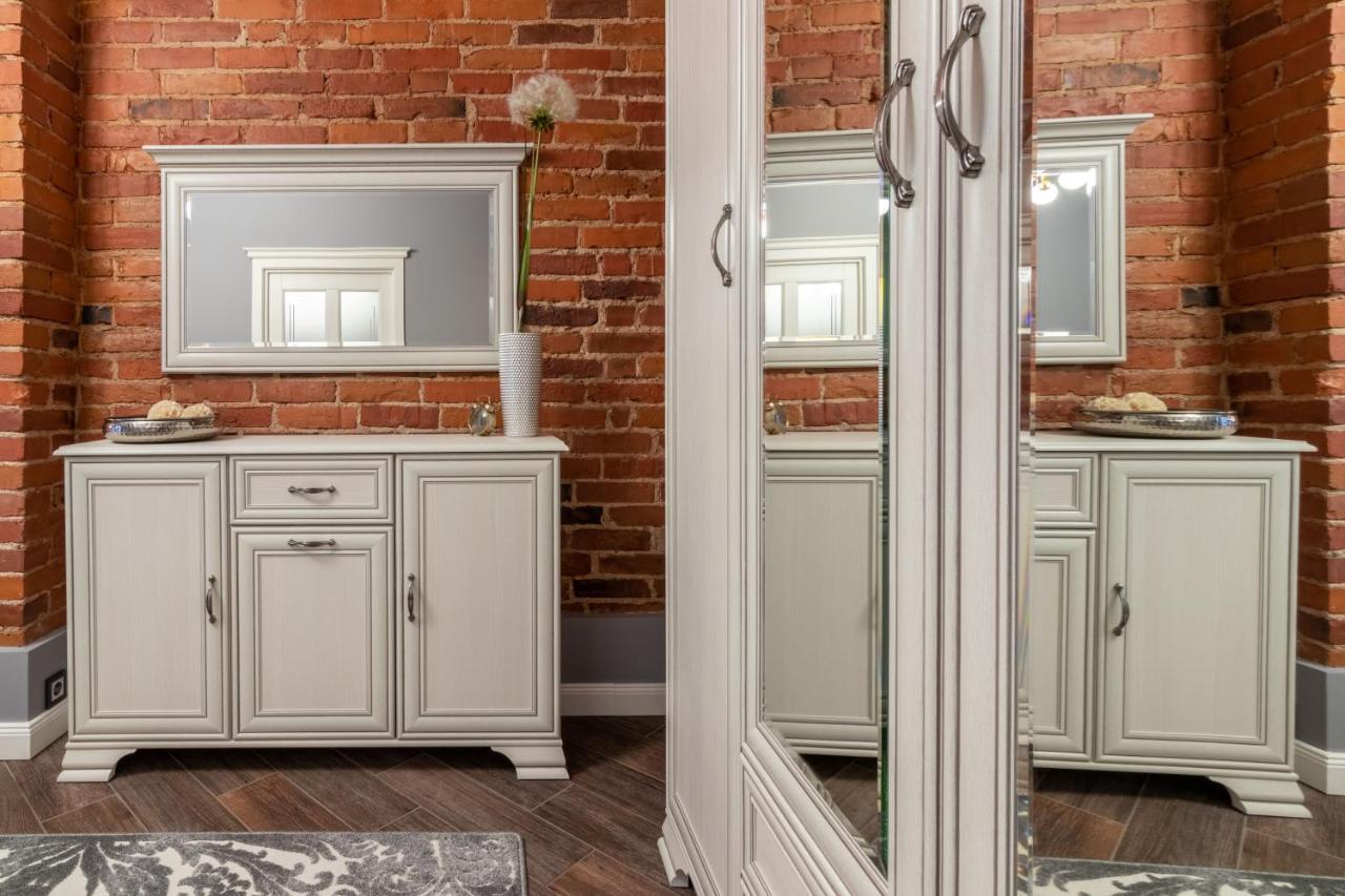 Dandelion Apartment In The Heart Of Kaunas Bagian luar foto